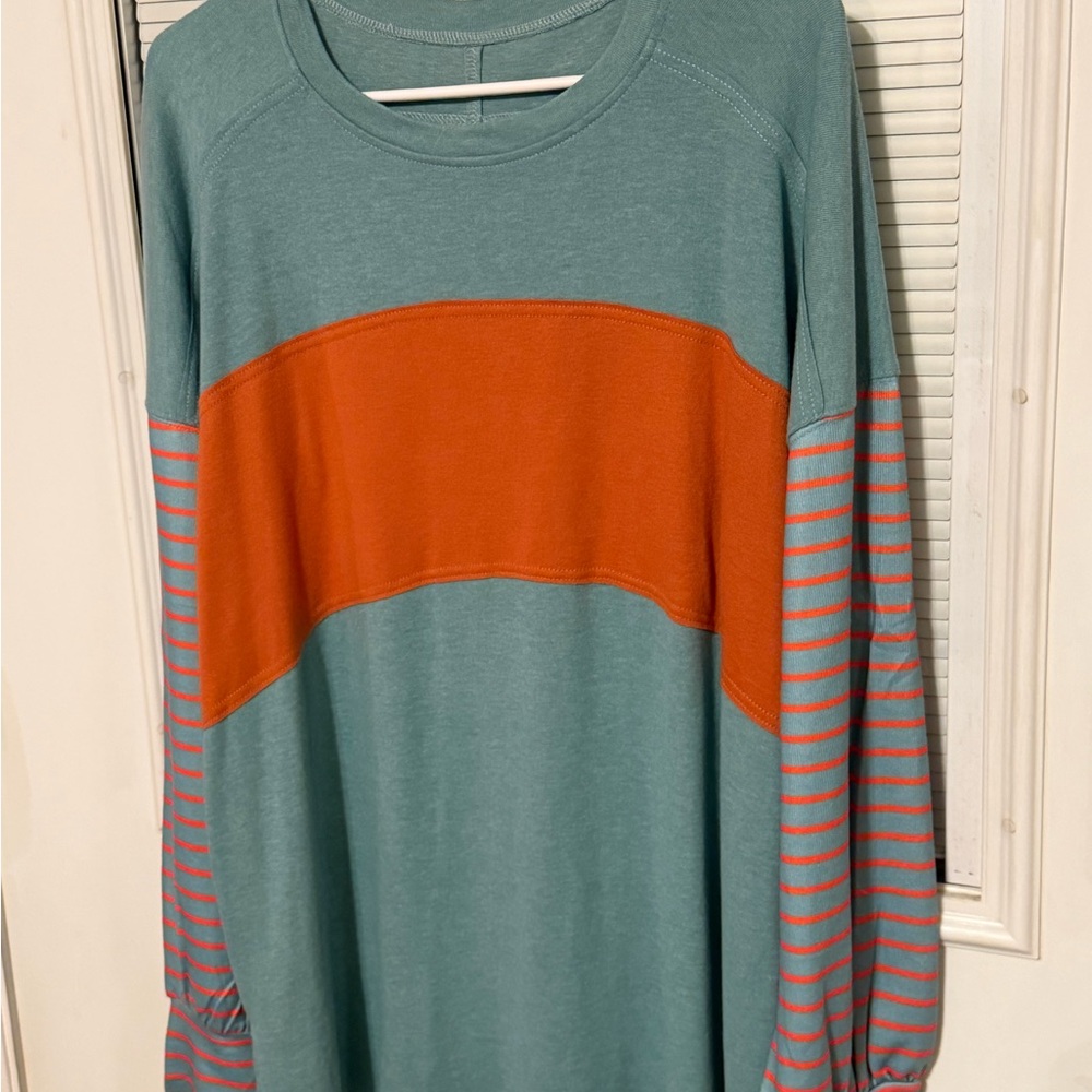 LAST CHANCE 
Teal and Orange Striped Top